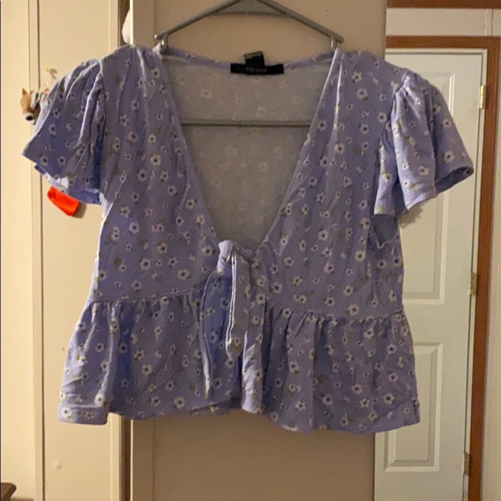 Shirt! Crop top. Open from the front